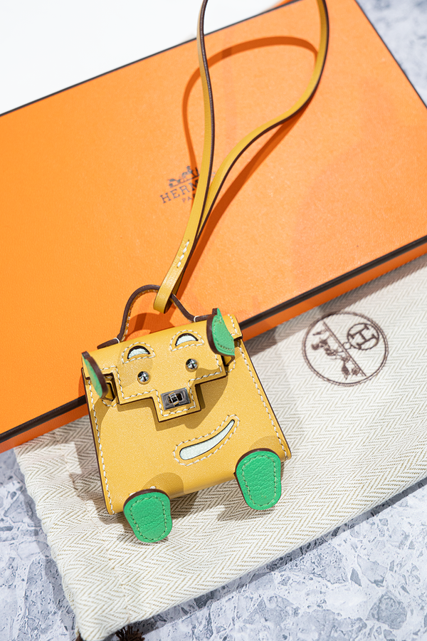 チャーム（CHARM）