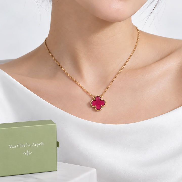 VAN CLEEF &amp; ARPELS アルハンブラ ネックレス