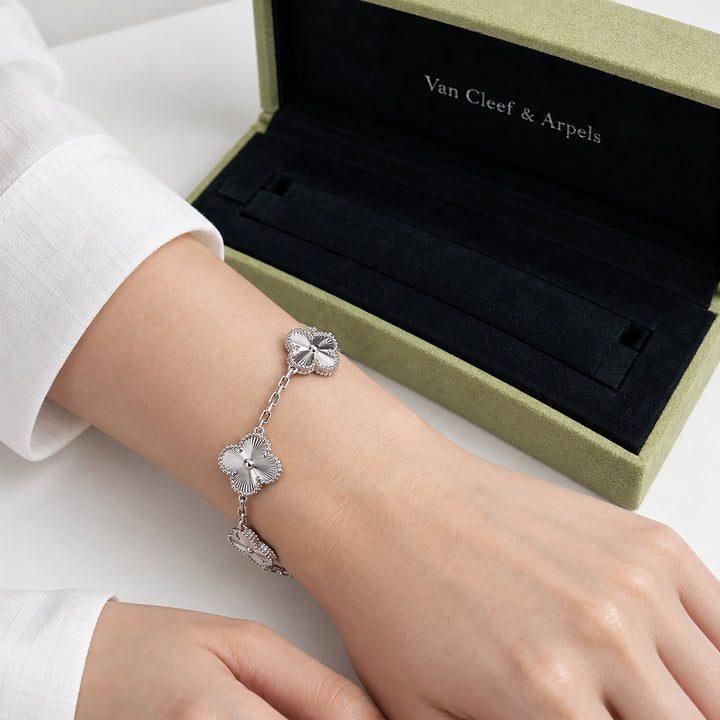 VAN CLEEF &amp; ARPELS ヴィンテージアルハンブラ ギヨシェ ブレスレット