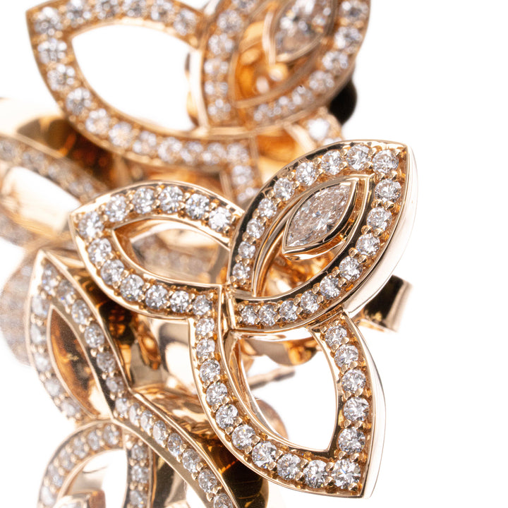 HARRY WINSTON リリークラスター ピアス 0.68CT