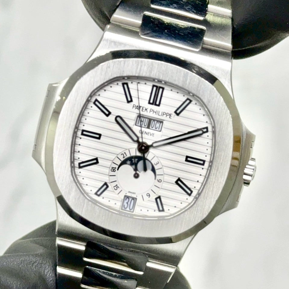 パテックフィリップ ノーチラス 5726/1A-010