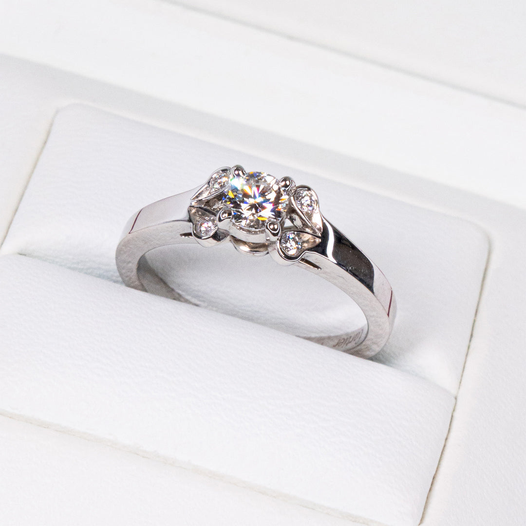 CARTIER バレリーナ リング 0.24CT